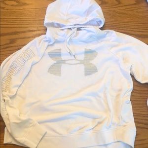 White XL under armour hoodie